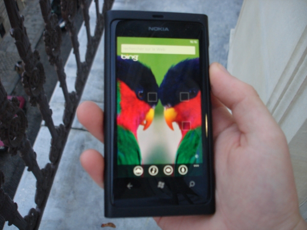 Nokia Lumia 800 Bing