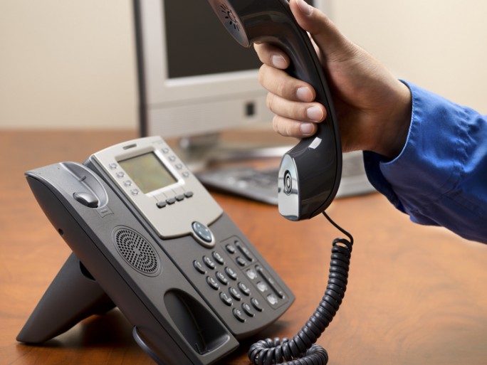 checkphone-fraude-deni-service-telephonique-stephane-choquet