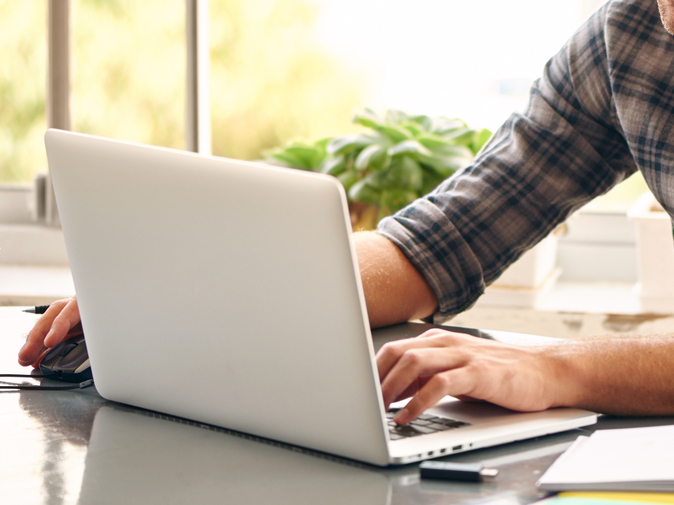 surveillance-communications-travail