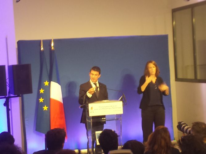 manuel-valls-republique-numerique
