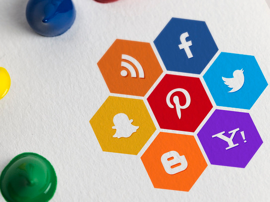 regulation-addiction-medias-sociaux